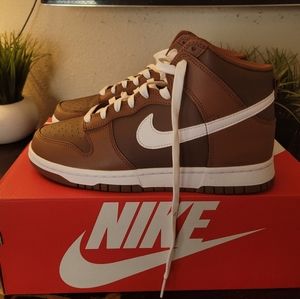 Nike Dunk High Chocolate